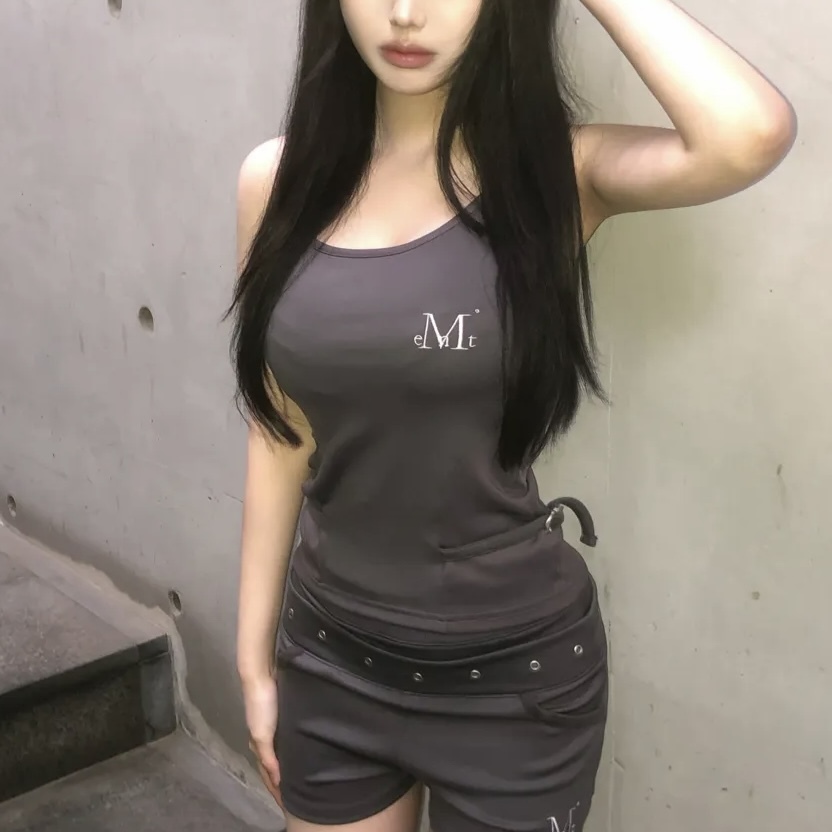 MUCENT 炭灰 無袖背心 腰帶 撞色 設計感上衣 疊穿 韓國代購