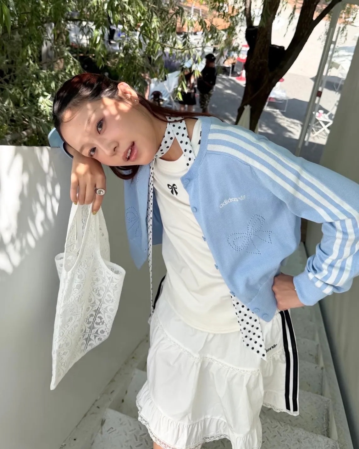 <韓妞都在穿的輕針織🎀>ADIDAS ORIGINALS 蝴蝶結 修身短版 針織外套