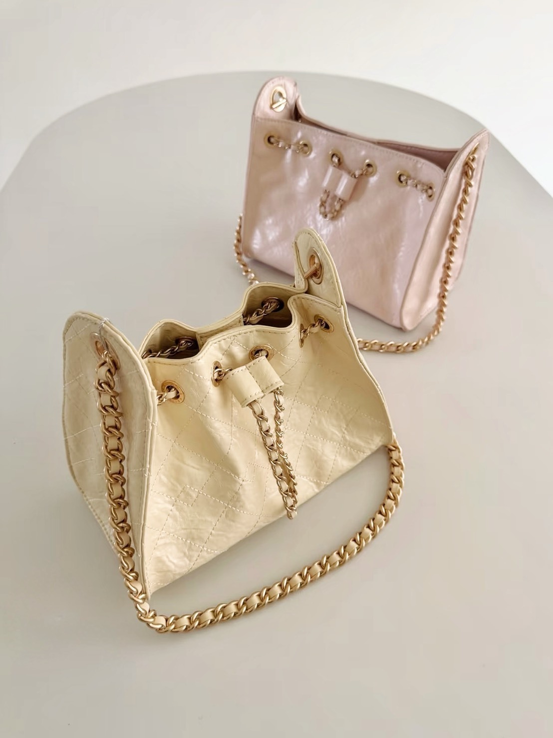 CHARLES&KEITH 小CK 菱格紋 鏈條水桶包 中號