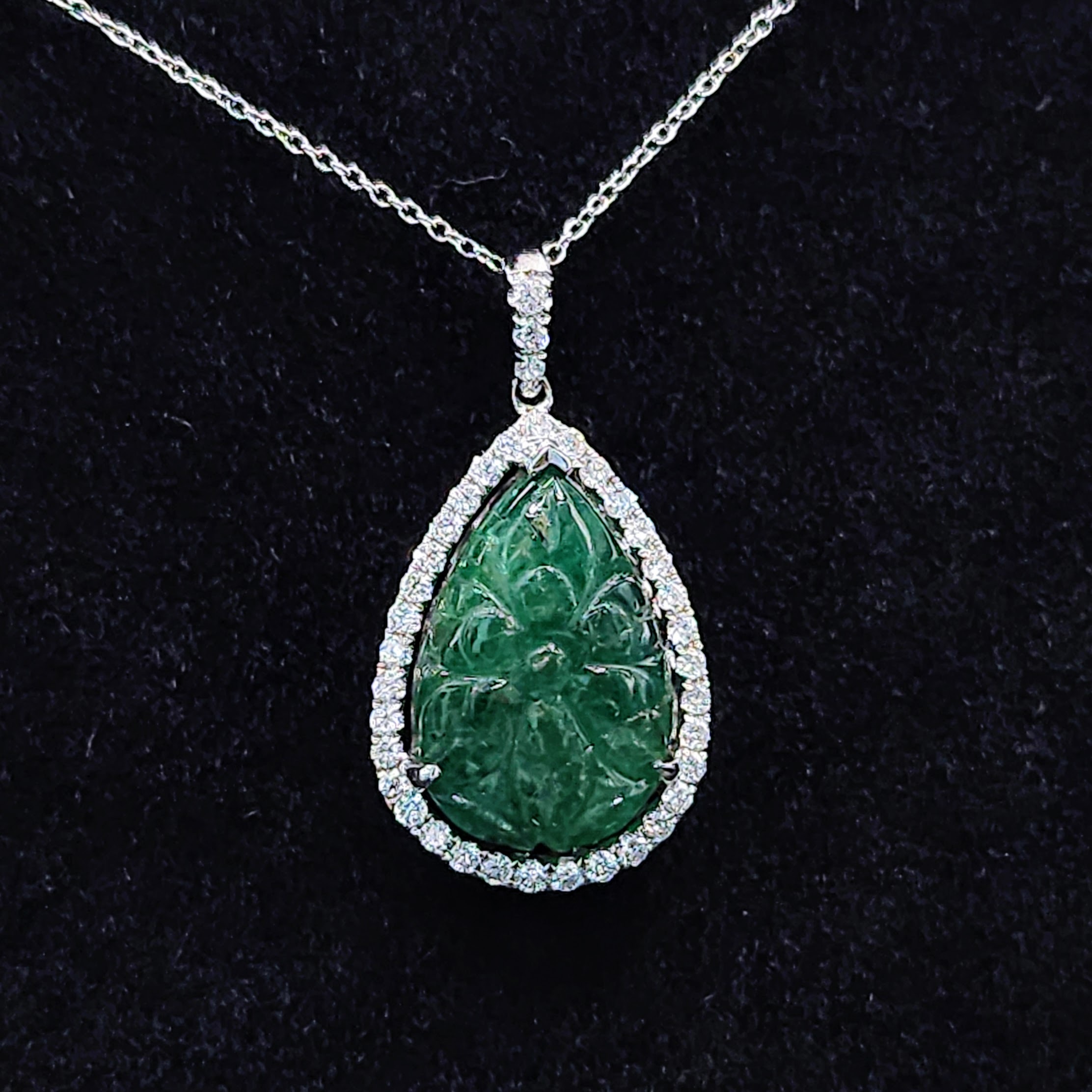 全新18K白金【單粒5卡97份綠寶石】配42份鑽石吊墜