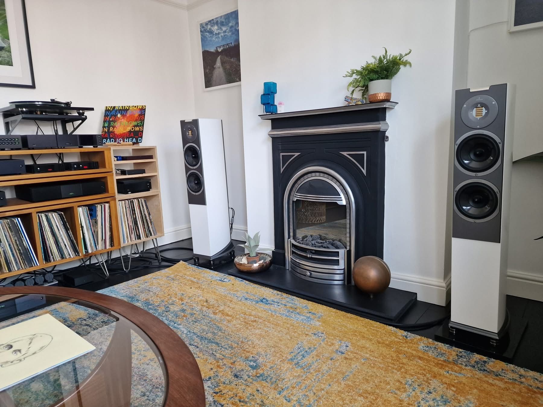 Audiovector R3 Arrete white Speaker Home Setup