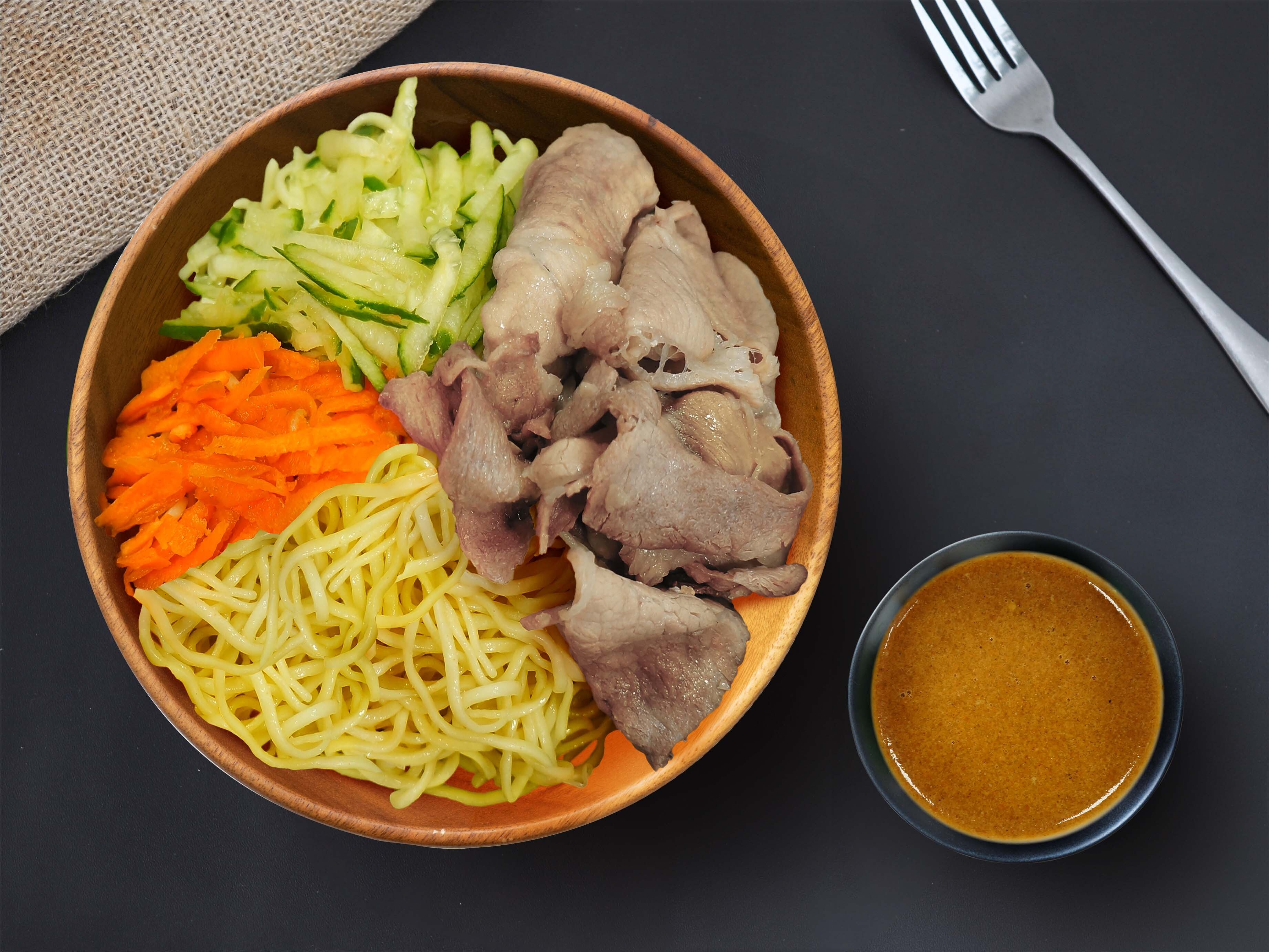 豬肉涼麵