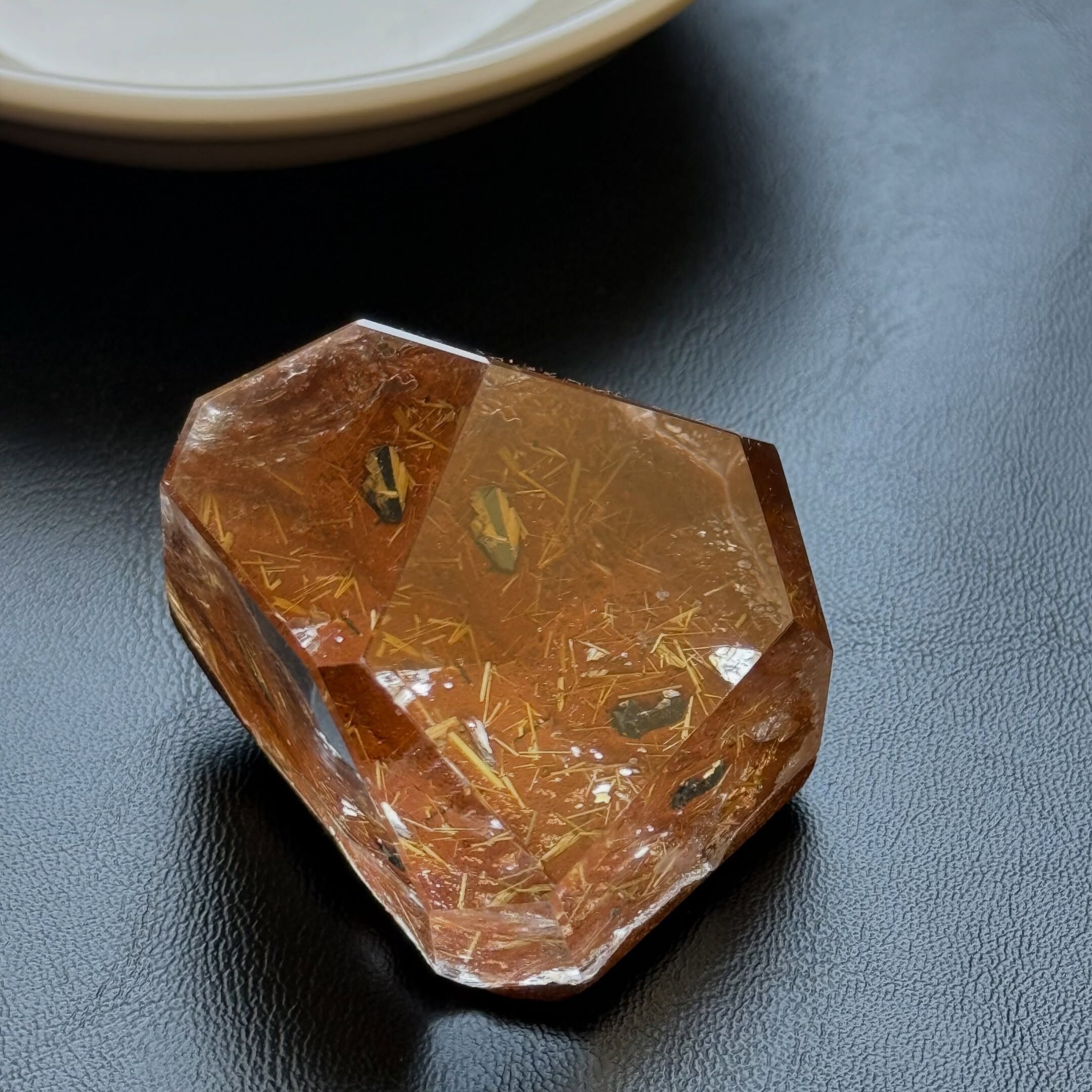 [原石] 赤鐵礦共生鈦晶 招財水晶擺飾