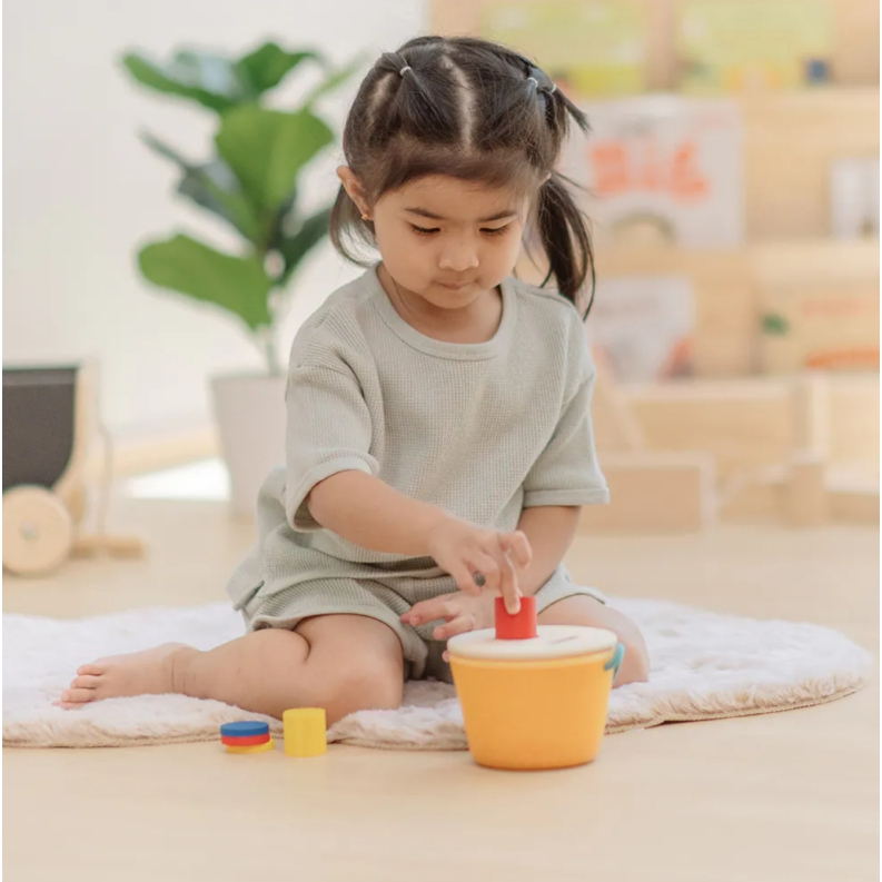 【樂森藥局】泰國 Plantoys 幾何圖形分類桶 5911
