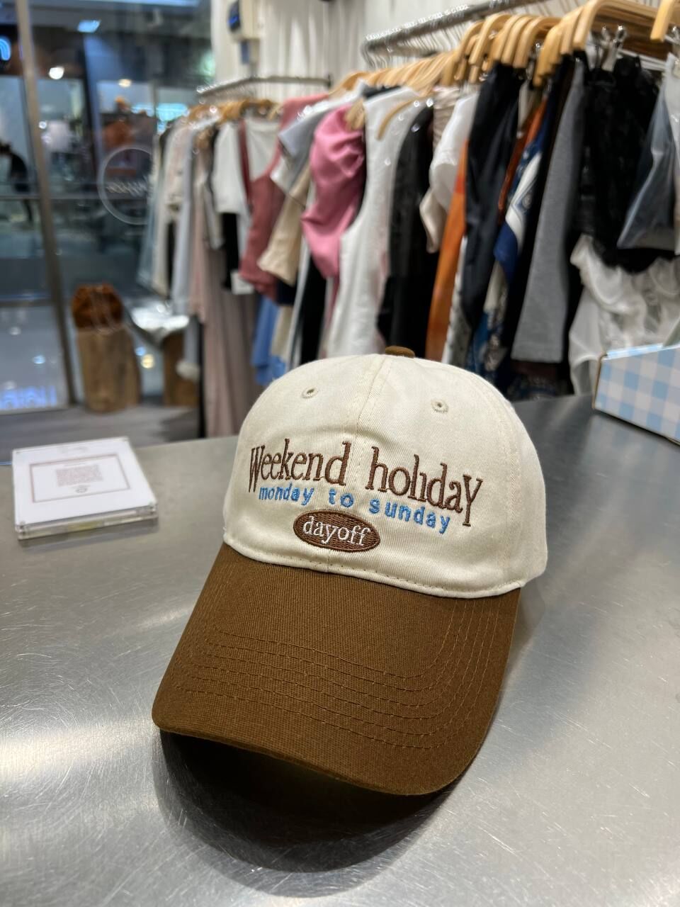 Weekend Cap