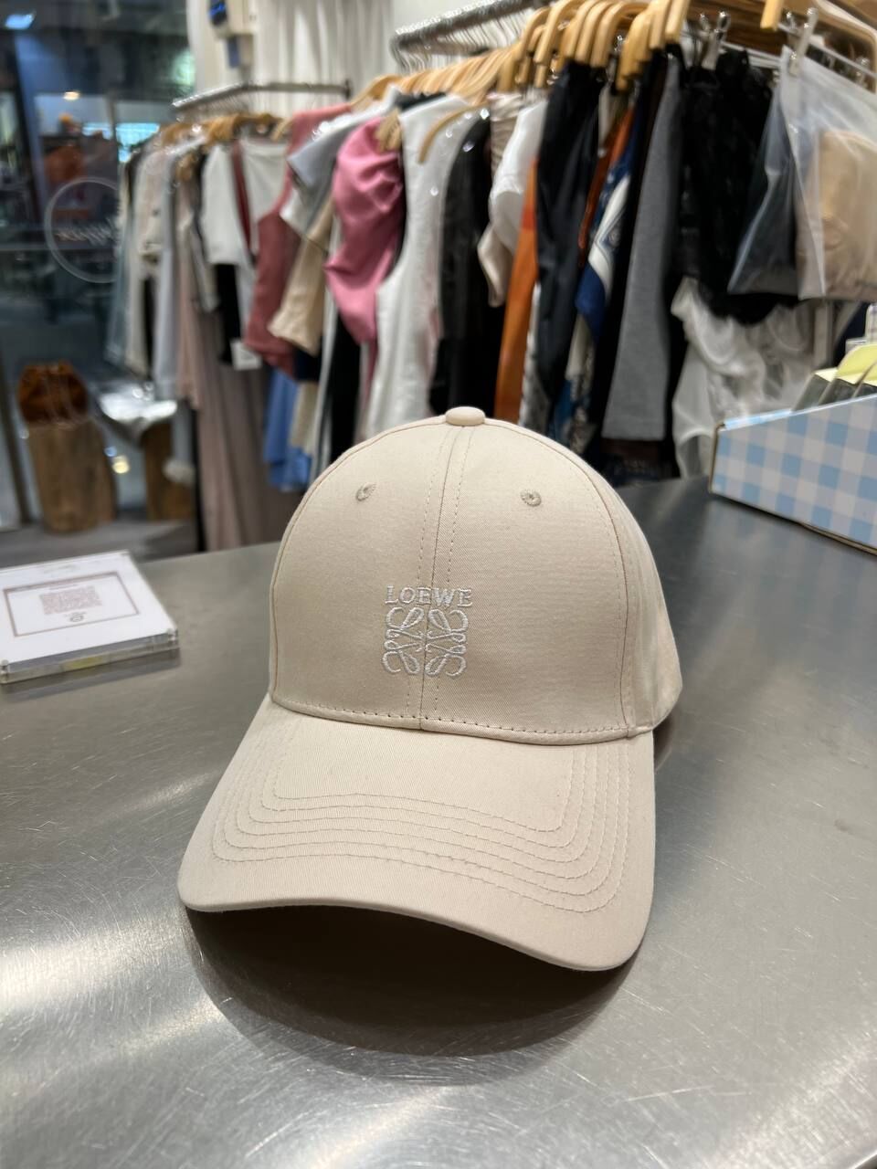 Cream Loewe Cap