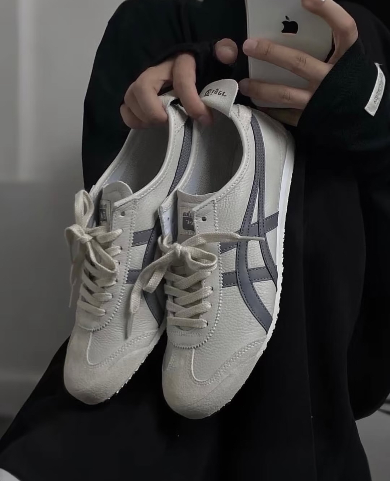 代購-Onitsuka Tiger 鬼塚虎 Mexico 66 德訓鞋 荔枝紋牛皮革拼接麂皮 復古 燕麥米灰 男女同款 1183A201-250