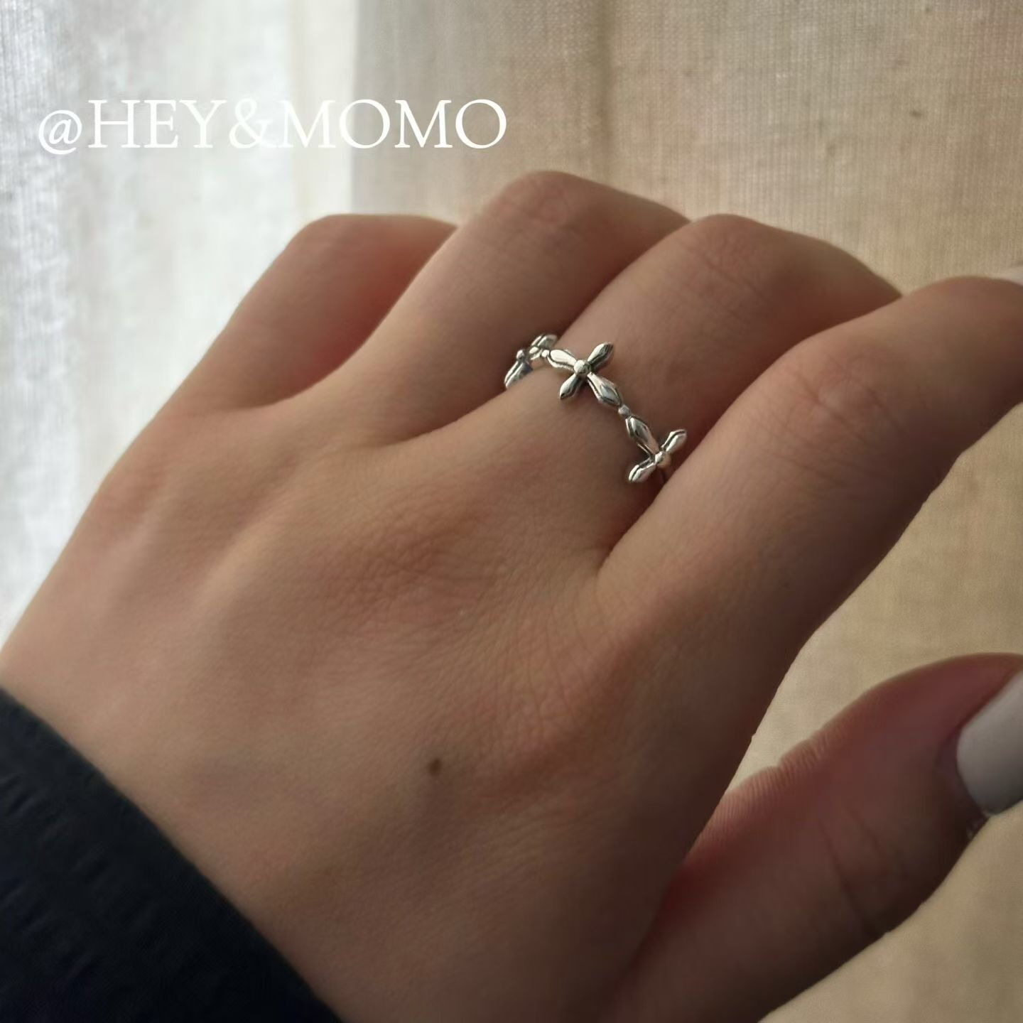 HM6207 ⚪️925 銀 復古十字花克羅心環