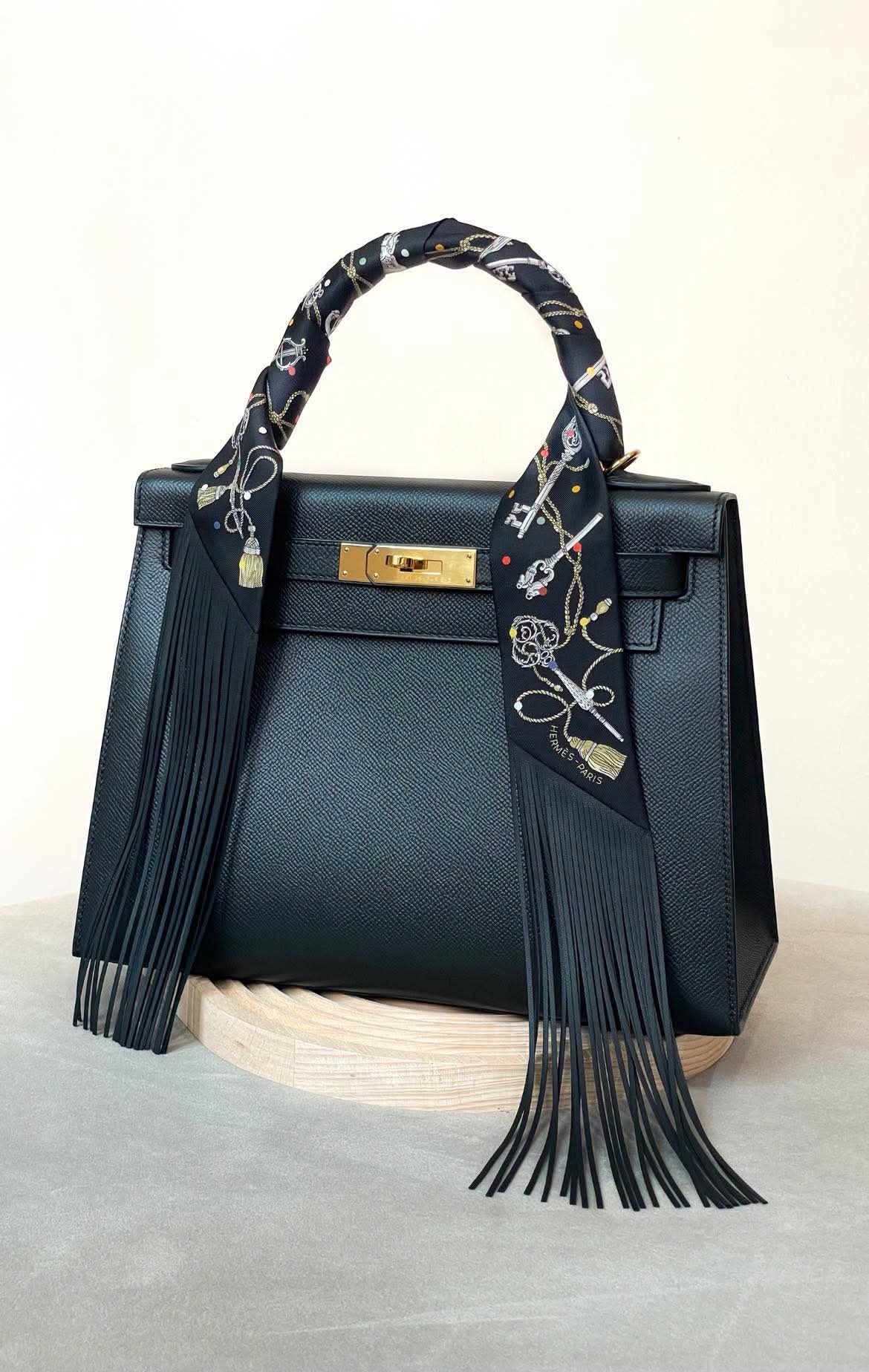 Preloved Hermès Kelly 28 Epsom Leather  Black GHW HK$11x,xxx (HK$2,000 即時落訂)