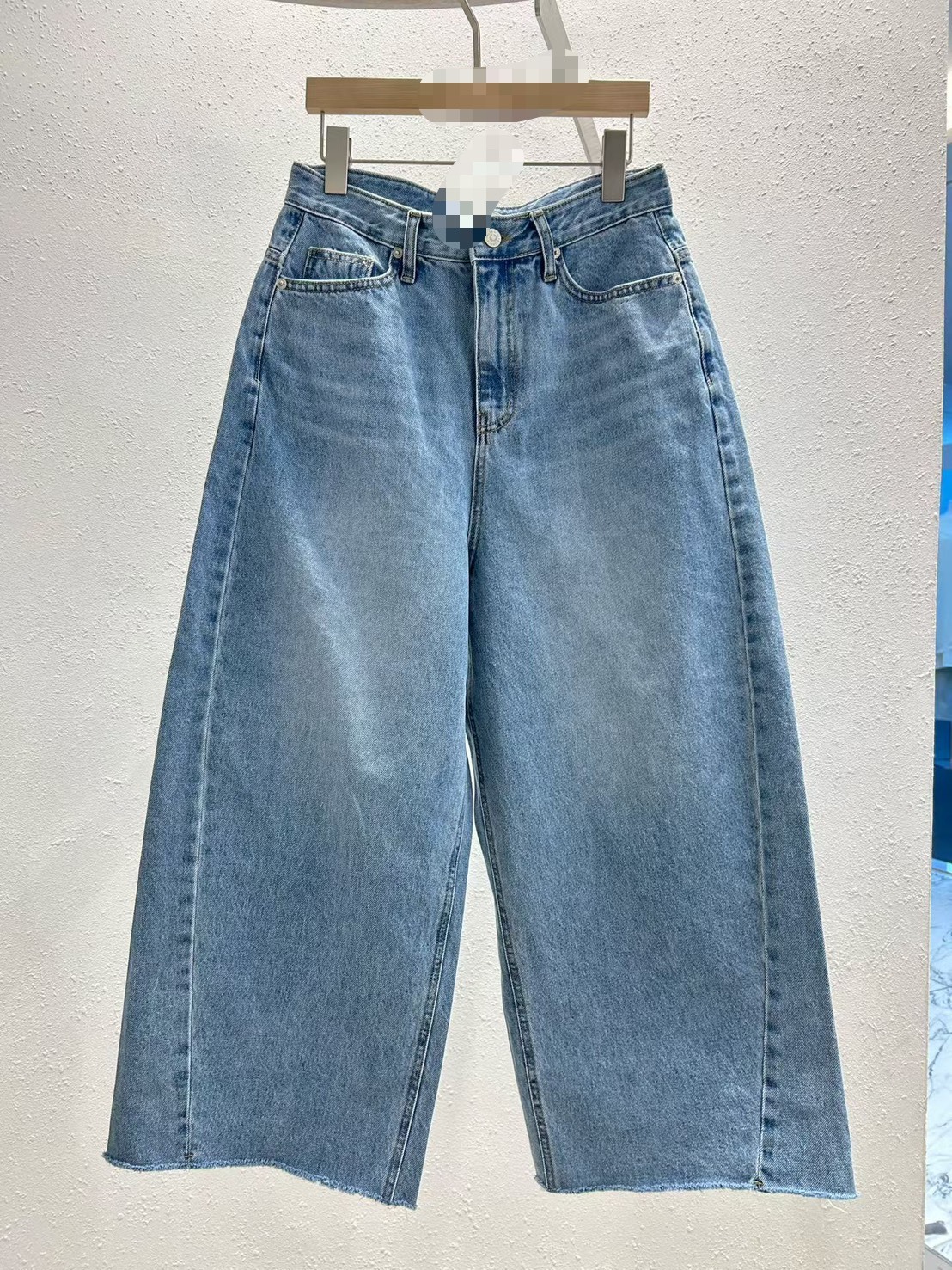 580牛仔彎刀褲