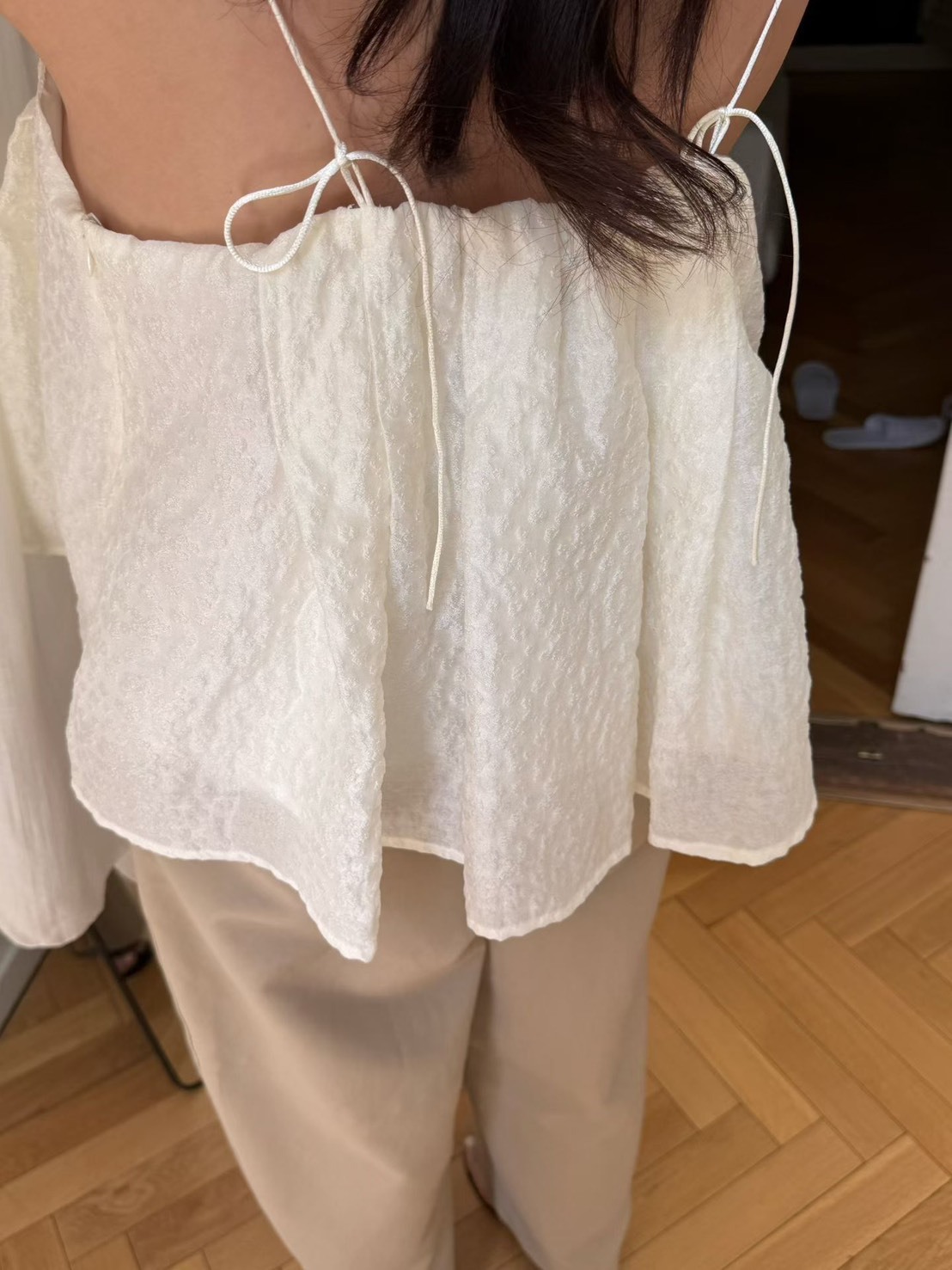 凸印紋平口吊帶傘背心