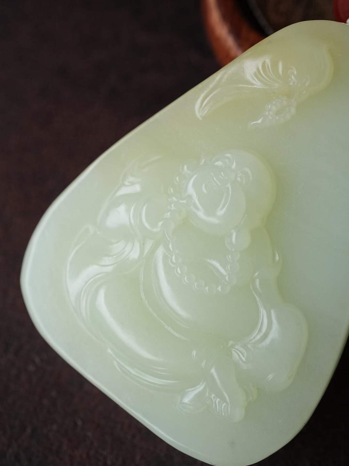 524428 和田玉俏色白玉“笑口常開”彌勒佛掛件