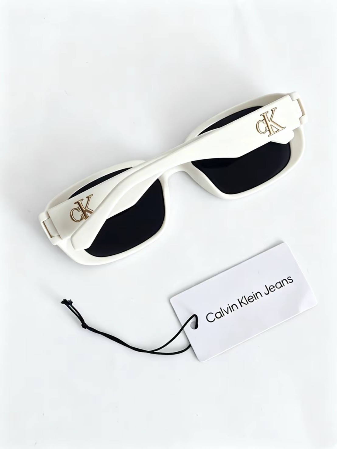 CALVIN KLEIN 側邊小標 方形 太陽眼鏡 男女同款