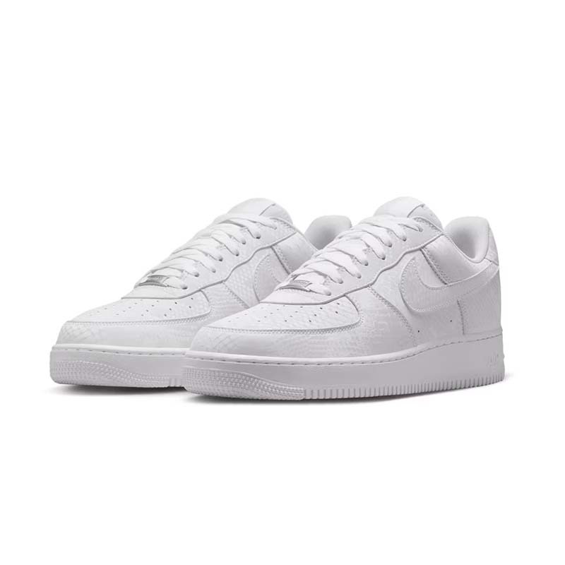 Kobe Bryant x Nike Air Force 1 Low "Forever White" 蛇鱗 聯名款 休閒鞋 白色 男鞋 IB0018-100 [台灣現貨]