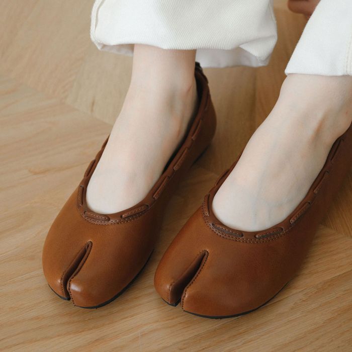 PAES Leather String Flat