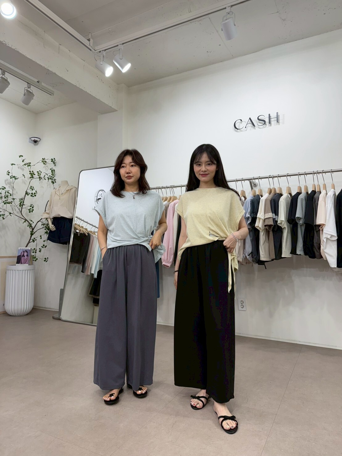 CA6213 鈕扣裝飾直筒褲