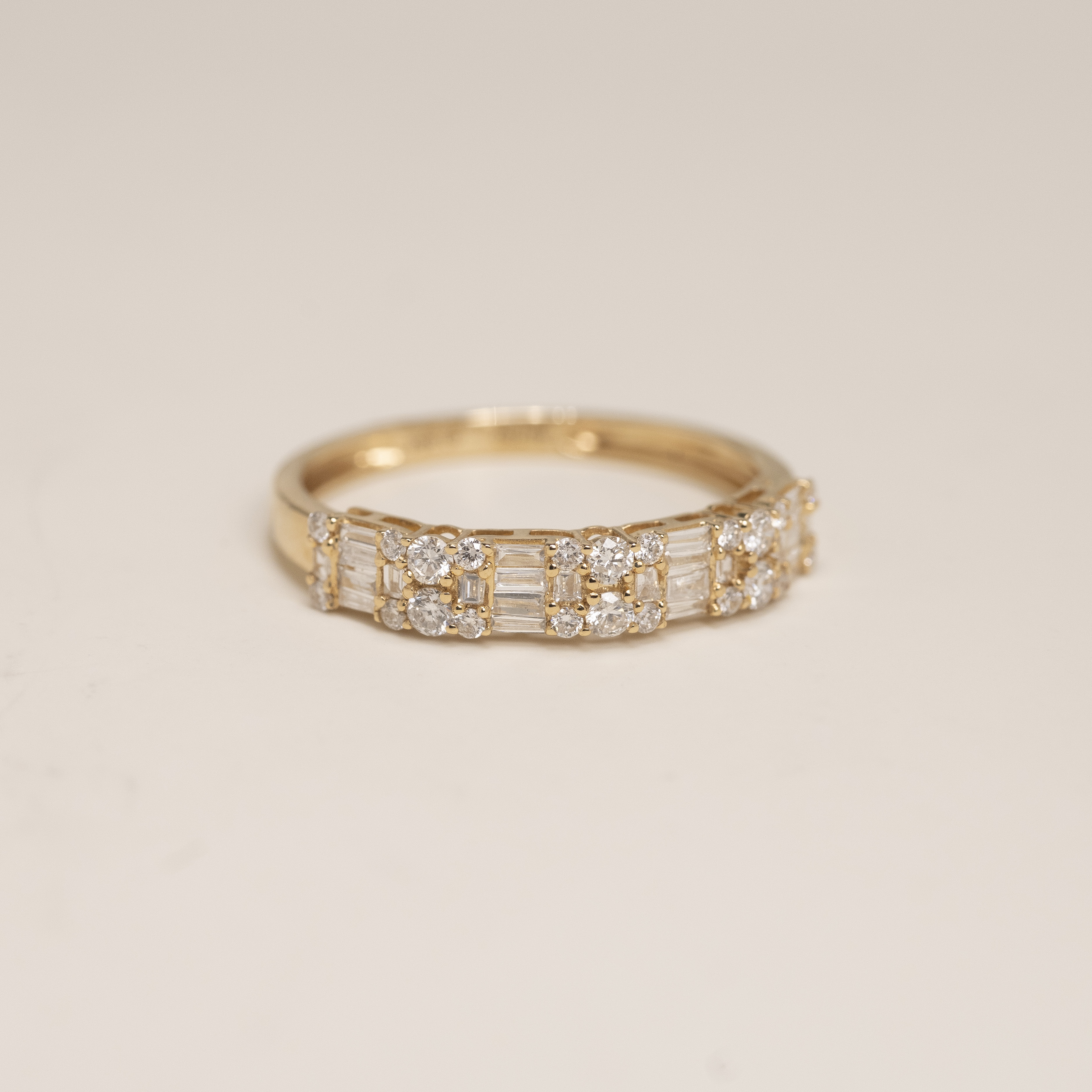 18K Nova Diamond Ring