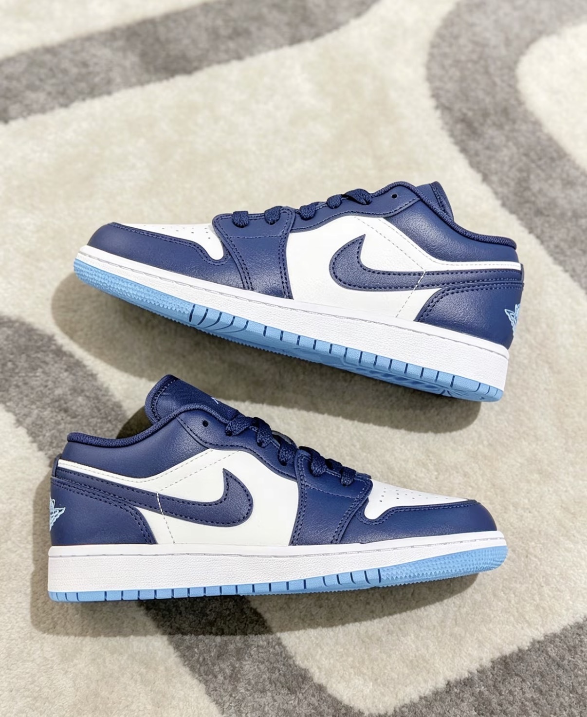 大童鞋 女生尺寸 NIKE AIR JORDAN 1 LOW GS 海軍藍白 皮革 復古 休閒 運動鞋【553560-404】