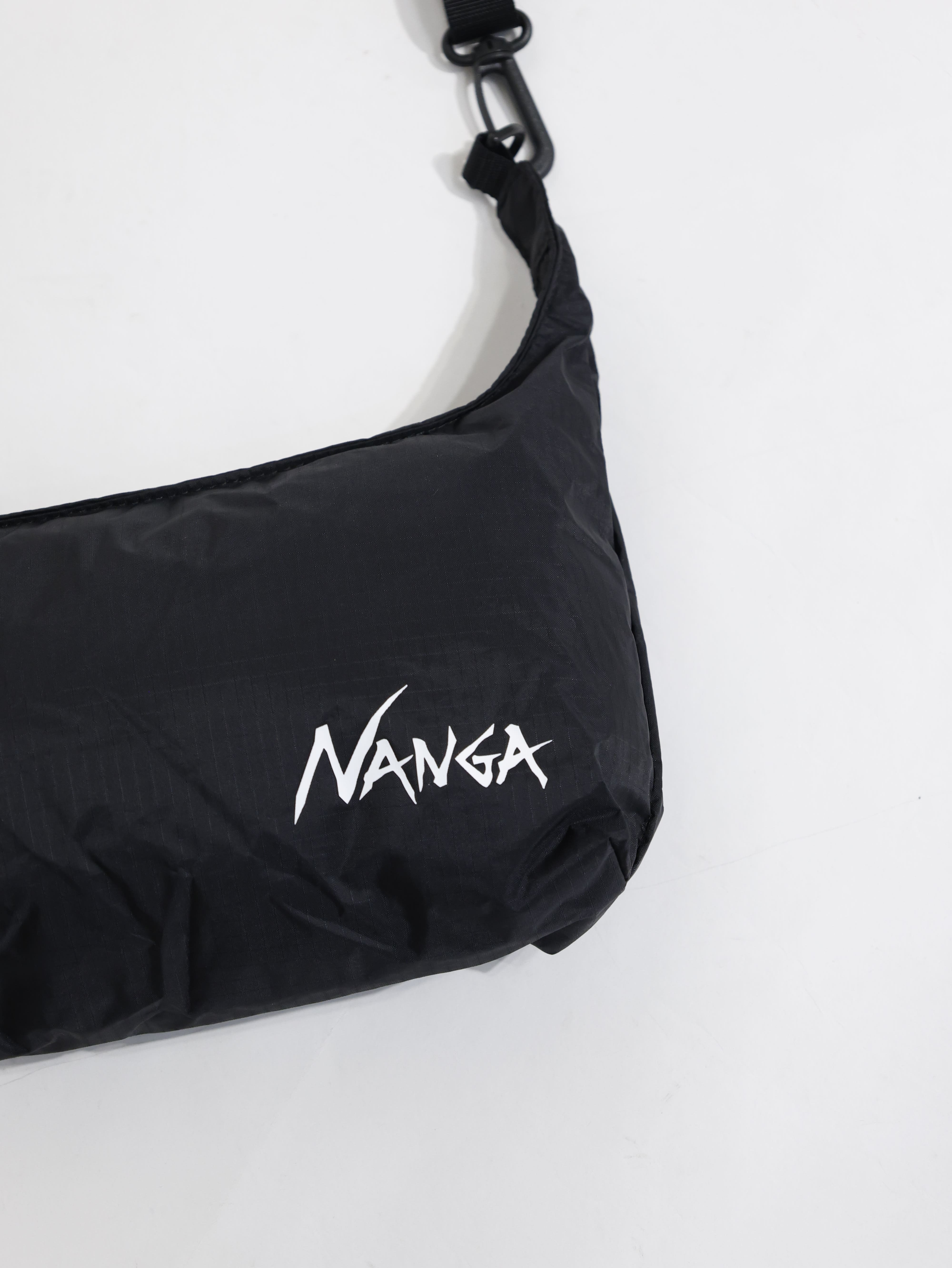 NANGA Fibermax Tul Compact Sacoche 斜背包 NA32607