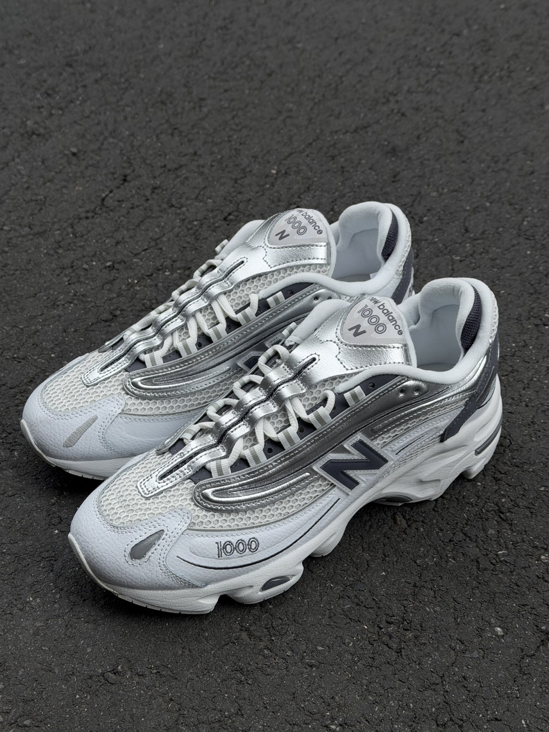 【官網限定】 NEW BALANCE 1000 白銀灰 復古 緩震 網眼 運動 男女 休閒鞋 U10008R2