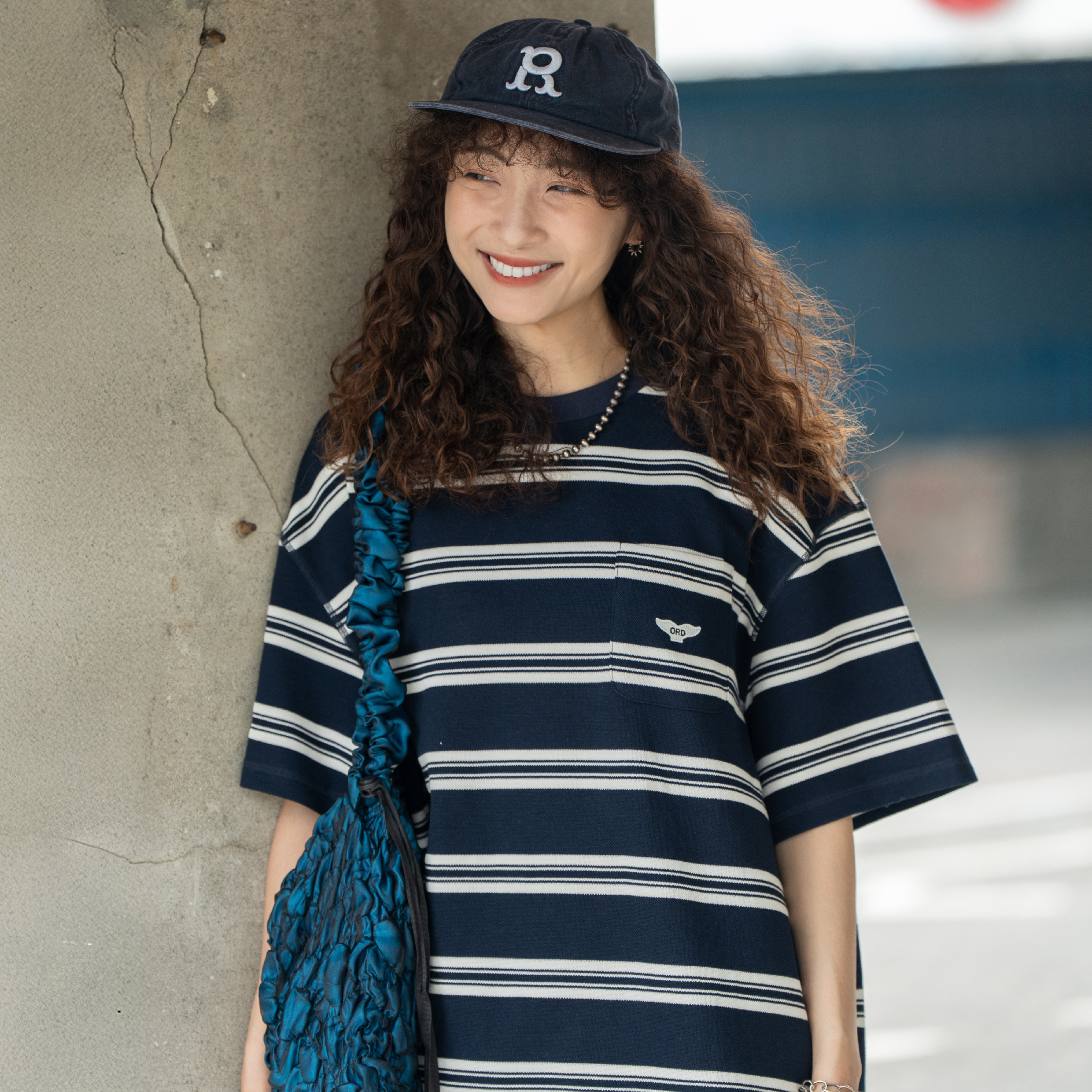 ORDINARY Striped Whale Tail Tee 空氣層鯨魚尾橫條TEE