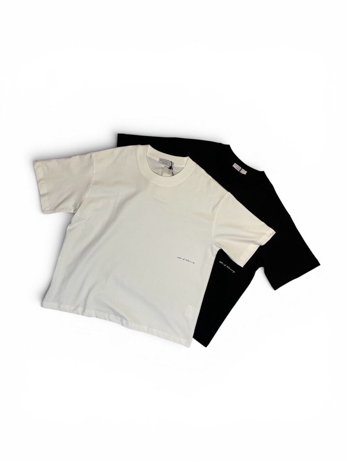29offeb Signature Script Basic Tee