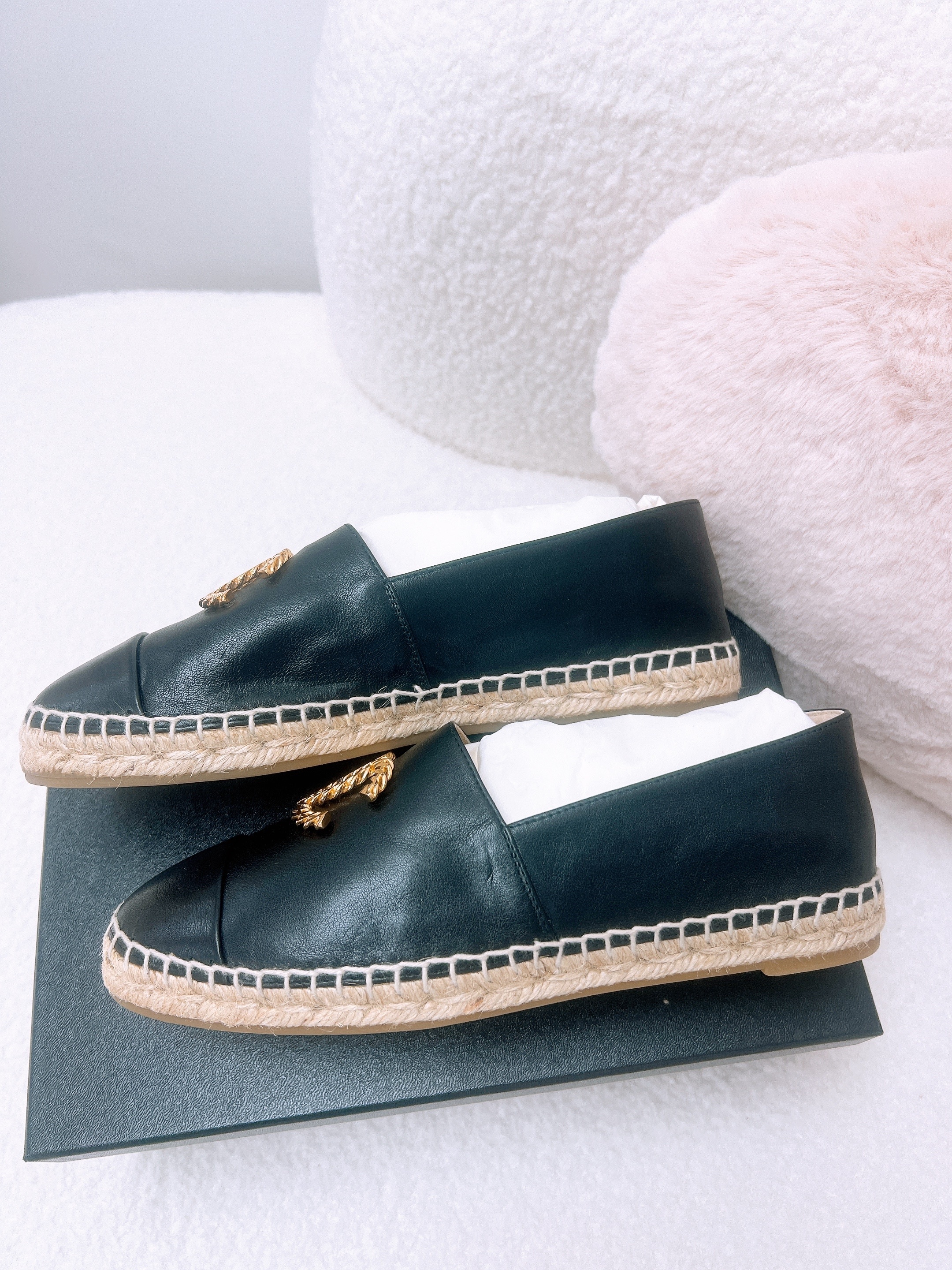 *Unused* (size 38) Chanel shoes/ espadrilles black leather