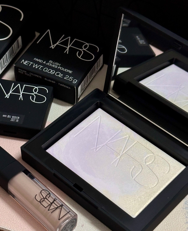 Nars 裸光幻彩蜜粉餅10g #AURORA