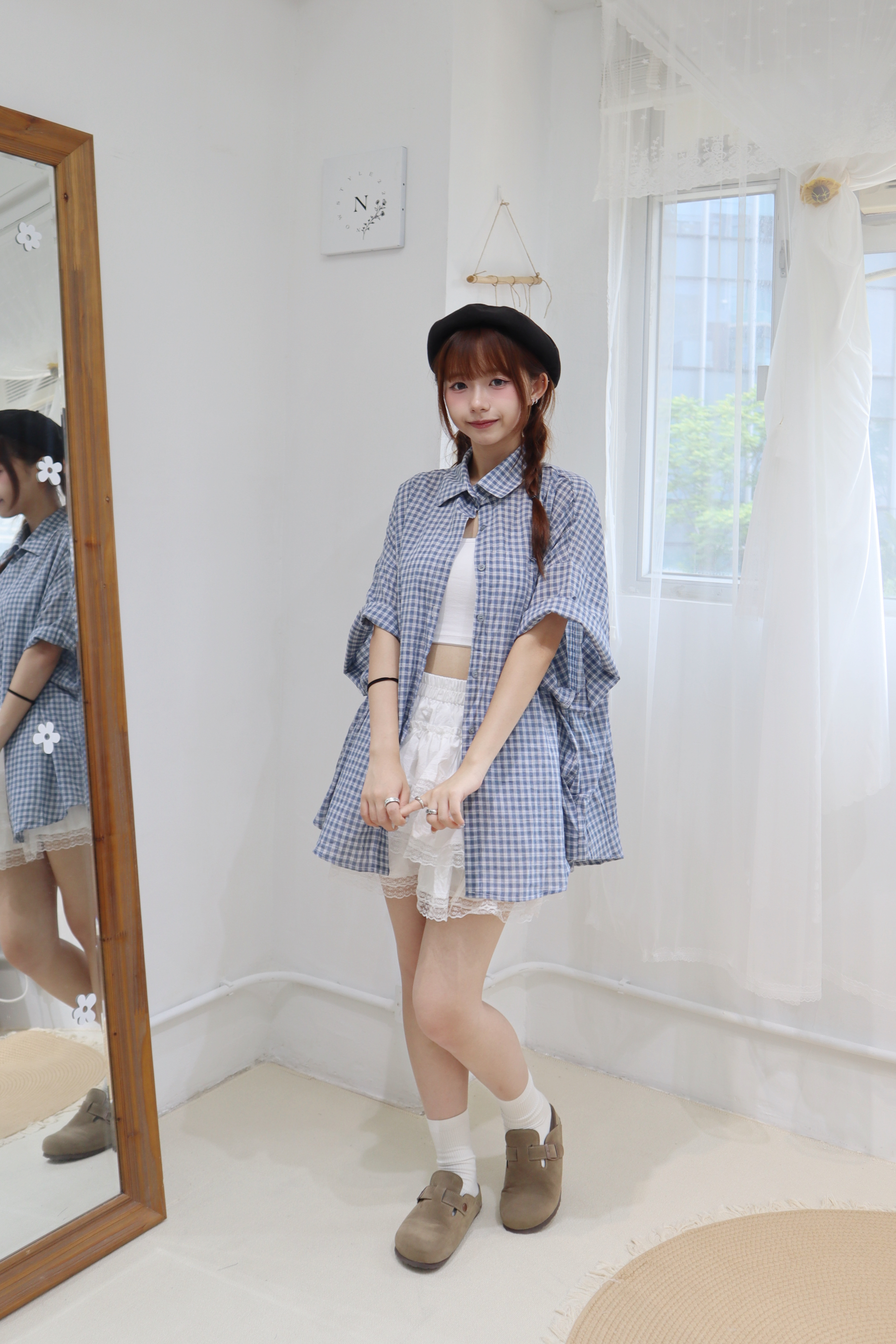 元氣少女感~清爽格紋五分袖落肩襯衫 兩色入