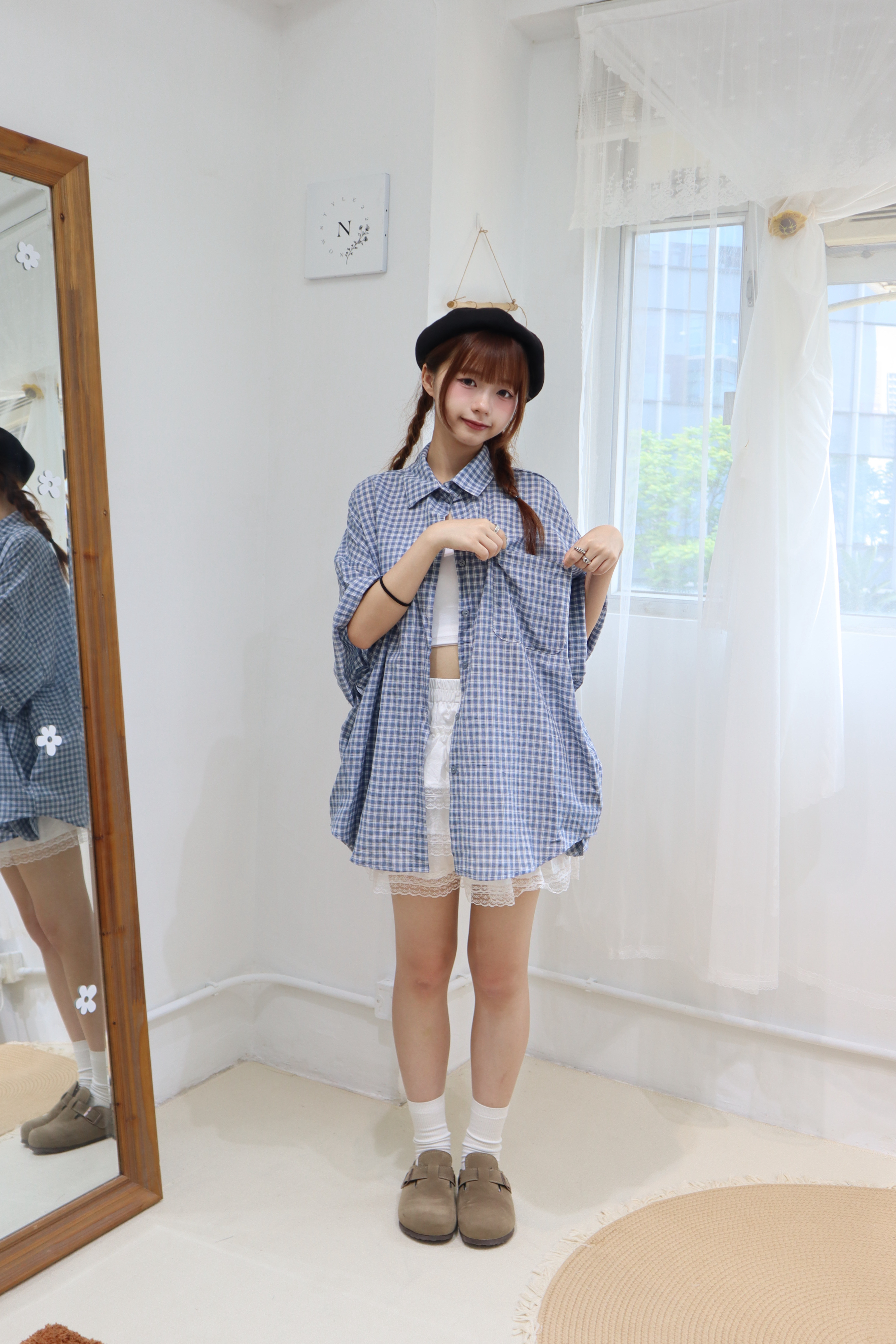 元氣少女感~清爽格紋五分袖落肩襯衫 兩色入