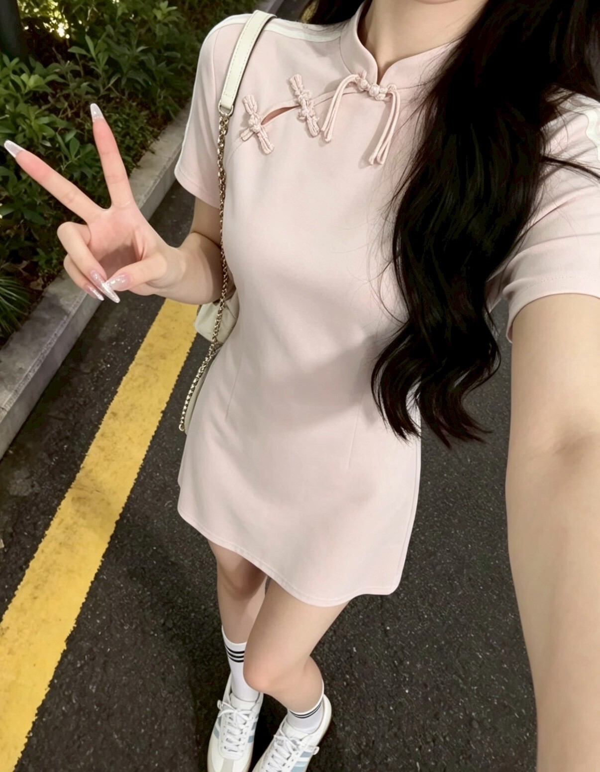 【Luxury】 ADIDAS ORIGINALS 愛迪達三葉草女子運動休閒連身裙 中國風連身裙 宋雨琦同款連身裙子 KB6410 KB6409