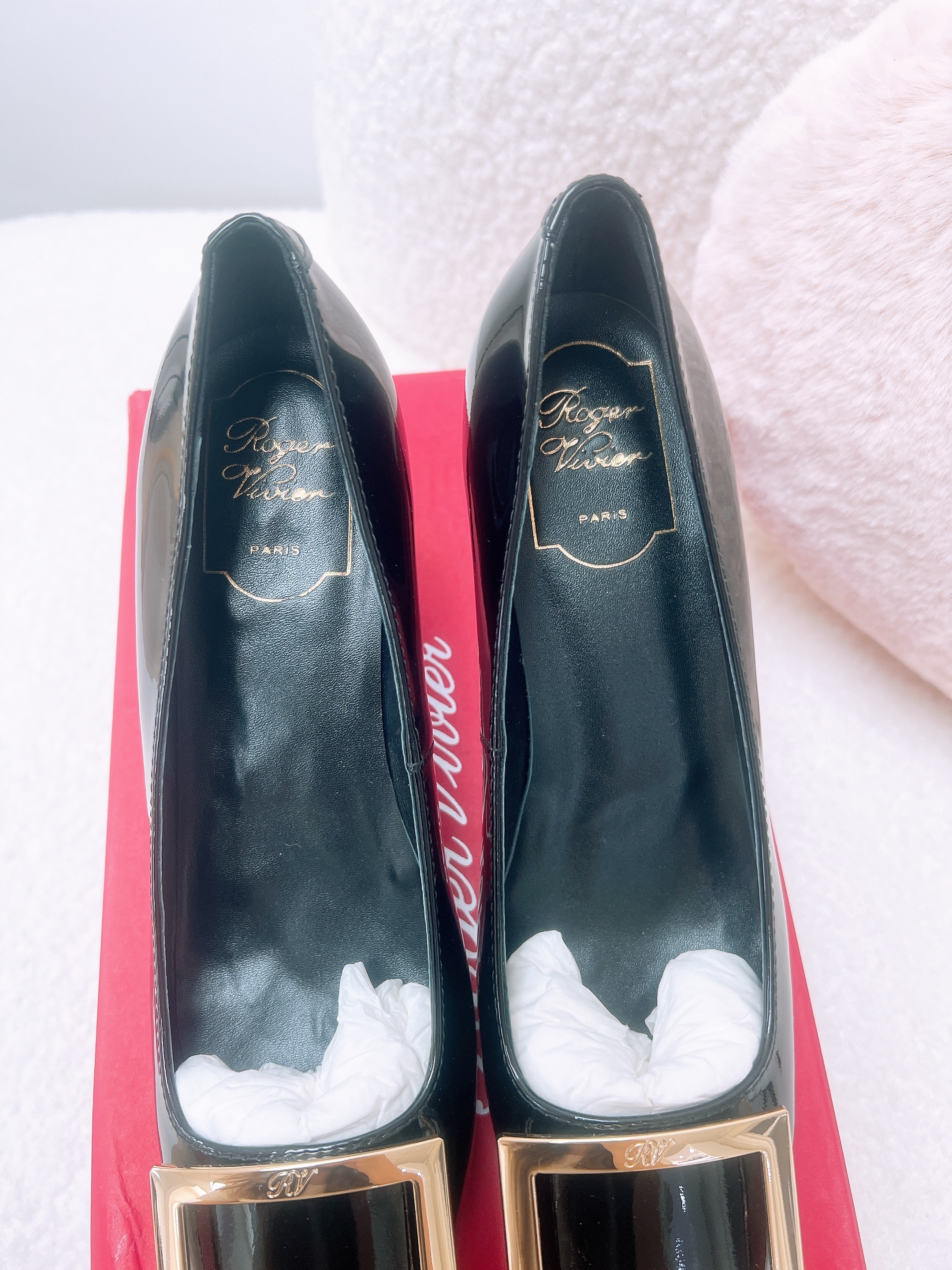 *Unused* (size 39) Roger Vivier plumps/ high heels black patent