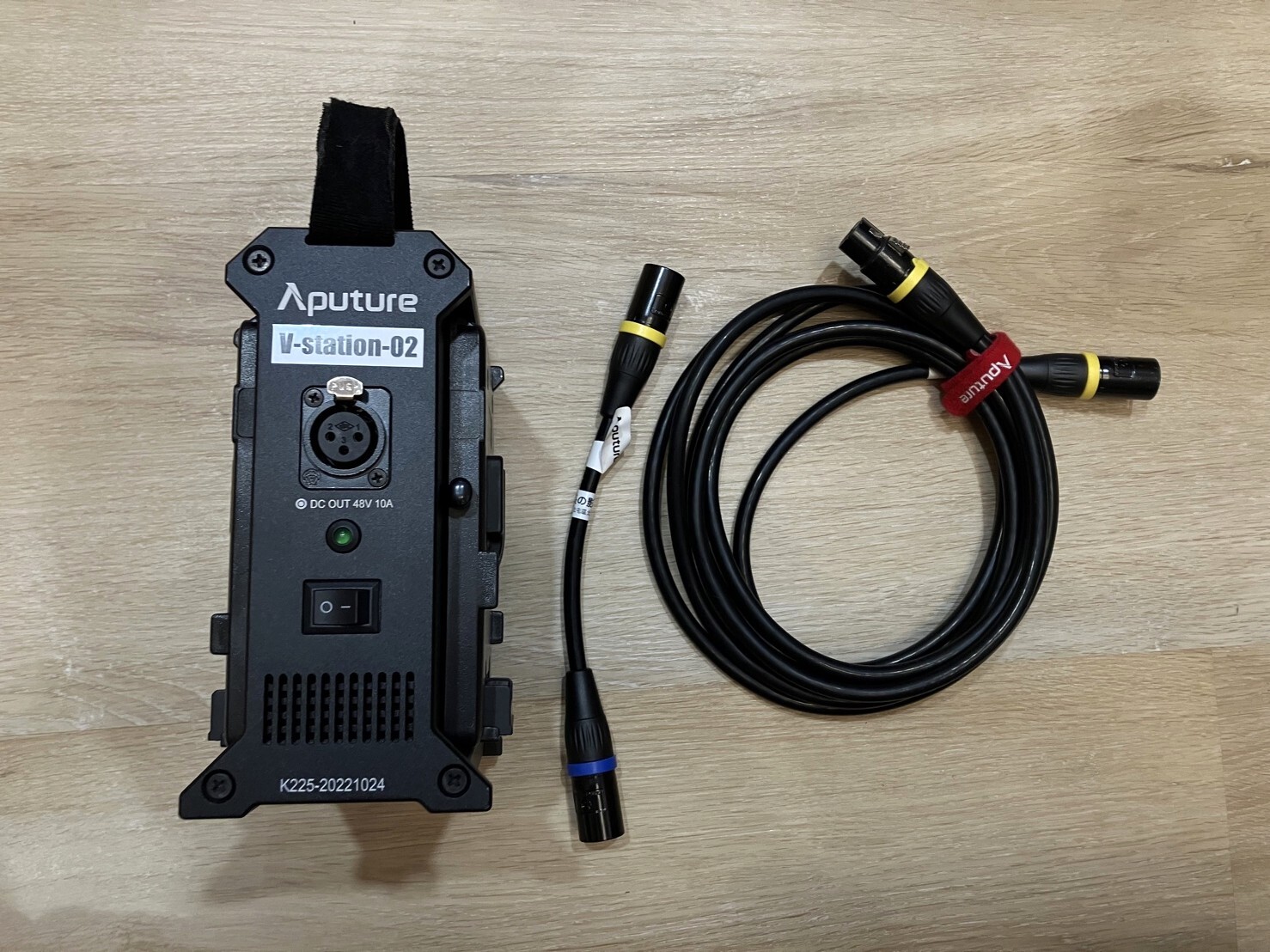 ［二手出清］Aputure 2-Bay V掛供電箱 48V 學長影視