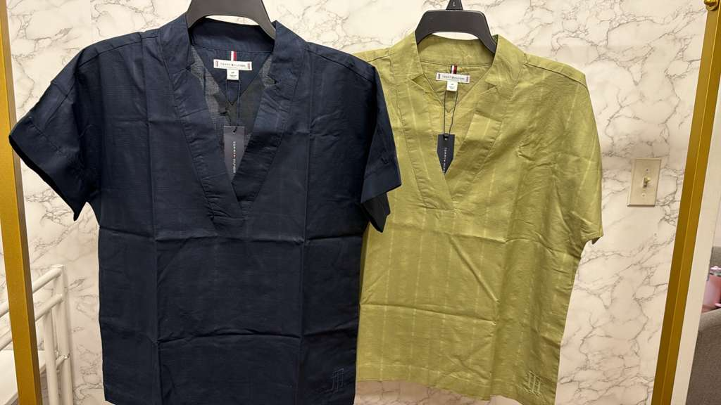AK048 Tommy Hilfiger 女裝紋理 V領套頭上衣
