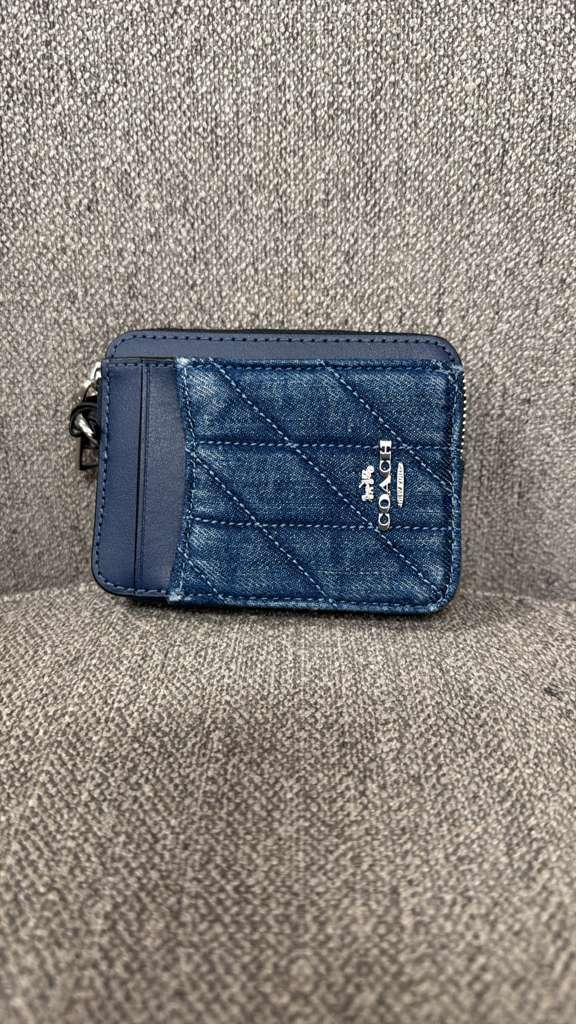AK009 Coach 牛仔布拼接皮革拉鍊卡包