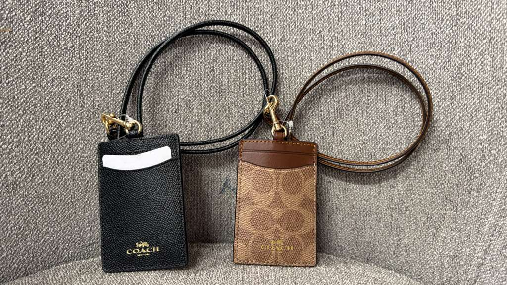 AK001 Coach Signature ID 掛頸卡套