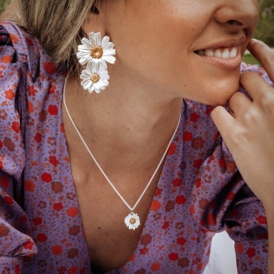 1TA0530-029 [THALLO] Daisy Field Daisy Pendant 24K Gold And Sterling Silver #S007a (EU)