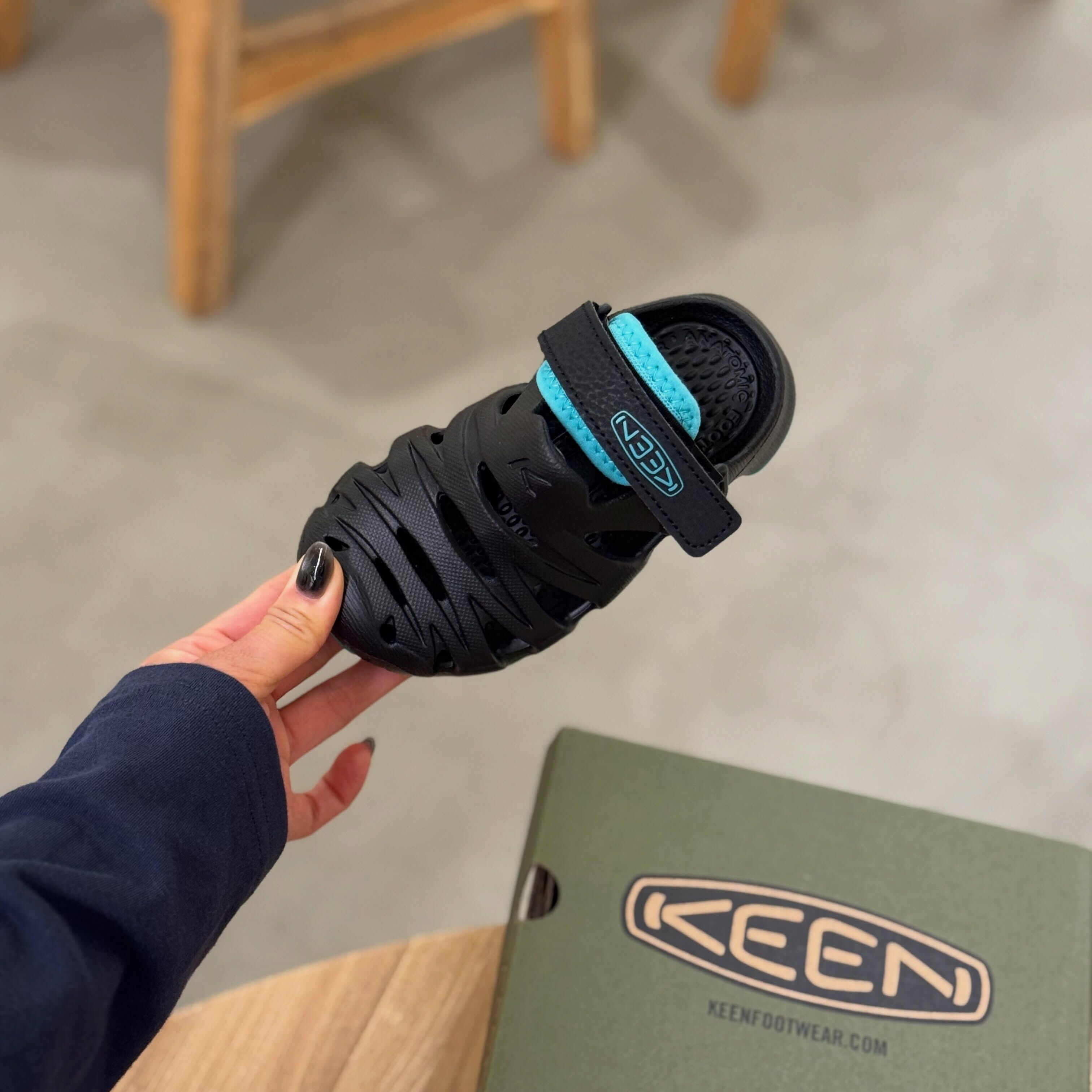KEEN Hyperflt 日本新款 黑色 黑綠 防水 溯溪 涼鞋 涼拖鞋 中童 親子 童鞋 1031995