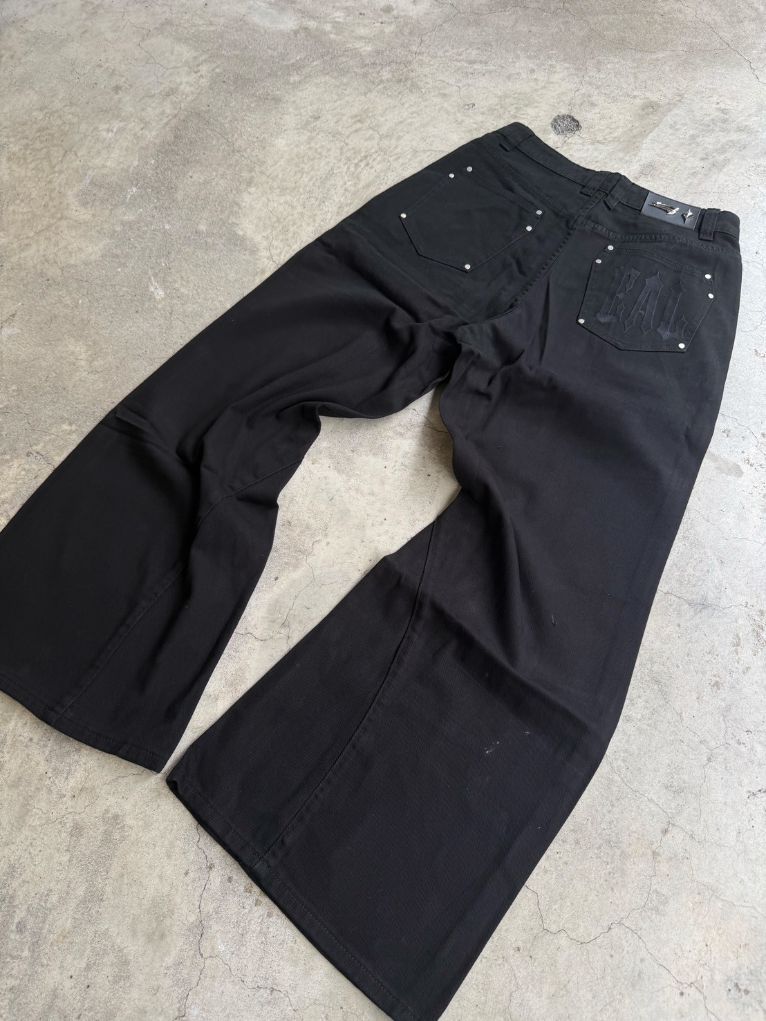 EAL Embroidered Wide Cut Cargo