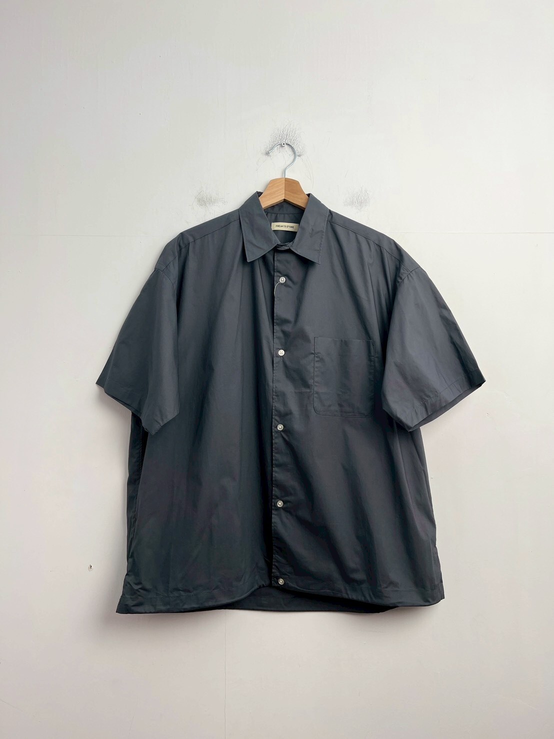 FREAK’S STORE Relax Fit S/S shirt GREY SIZE M