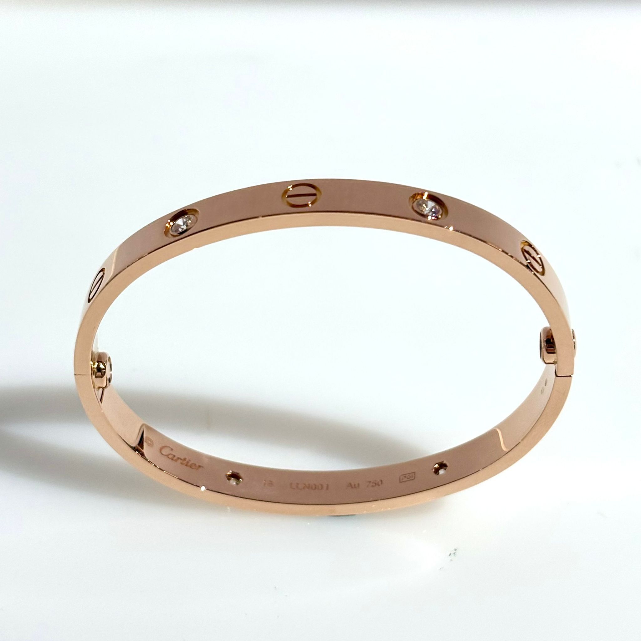 收藏品!!! 全新Cartier Love Bracelet Gold DiIamond, 卡地亞手鐲4鑽, 750/18K黃金, #BRAND NEW #香榭站正品