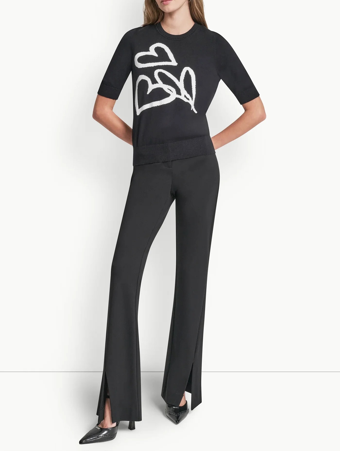 [S] DKNY BLACK/IVORY SHORT SLEEVE GRAFFITI HEART SWEATER, P6ASCB97-BLI (SD1876)