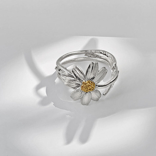 1TA0530-366 [THALLO] 戒指 野雛菊 925銀 部分鍍金 #1051889s28 (EU)