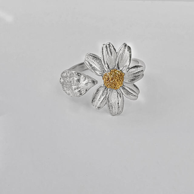 1TA0530-364 [THALLO] 戒指 野雛菊 925銀 部分鍍金 #1051888s28 (EU)