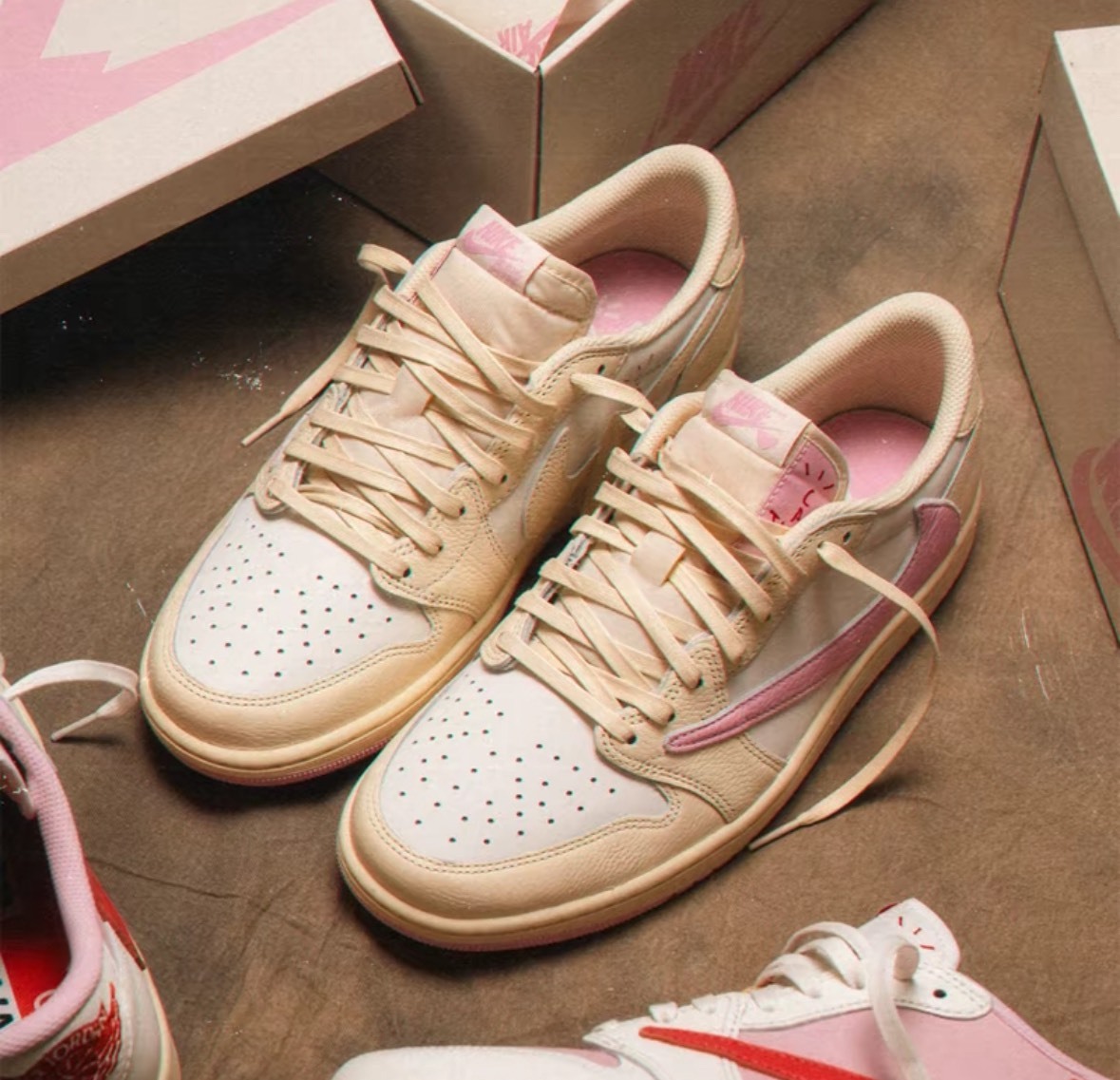 【APAIR】預購 Travis Scott x Nike Air Jordan 1 Low 倒鉤 粉 桃紅 IQ7604-100 IQ7604-101