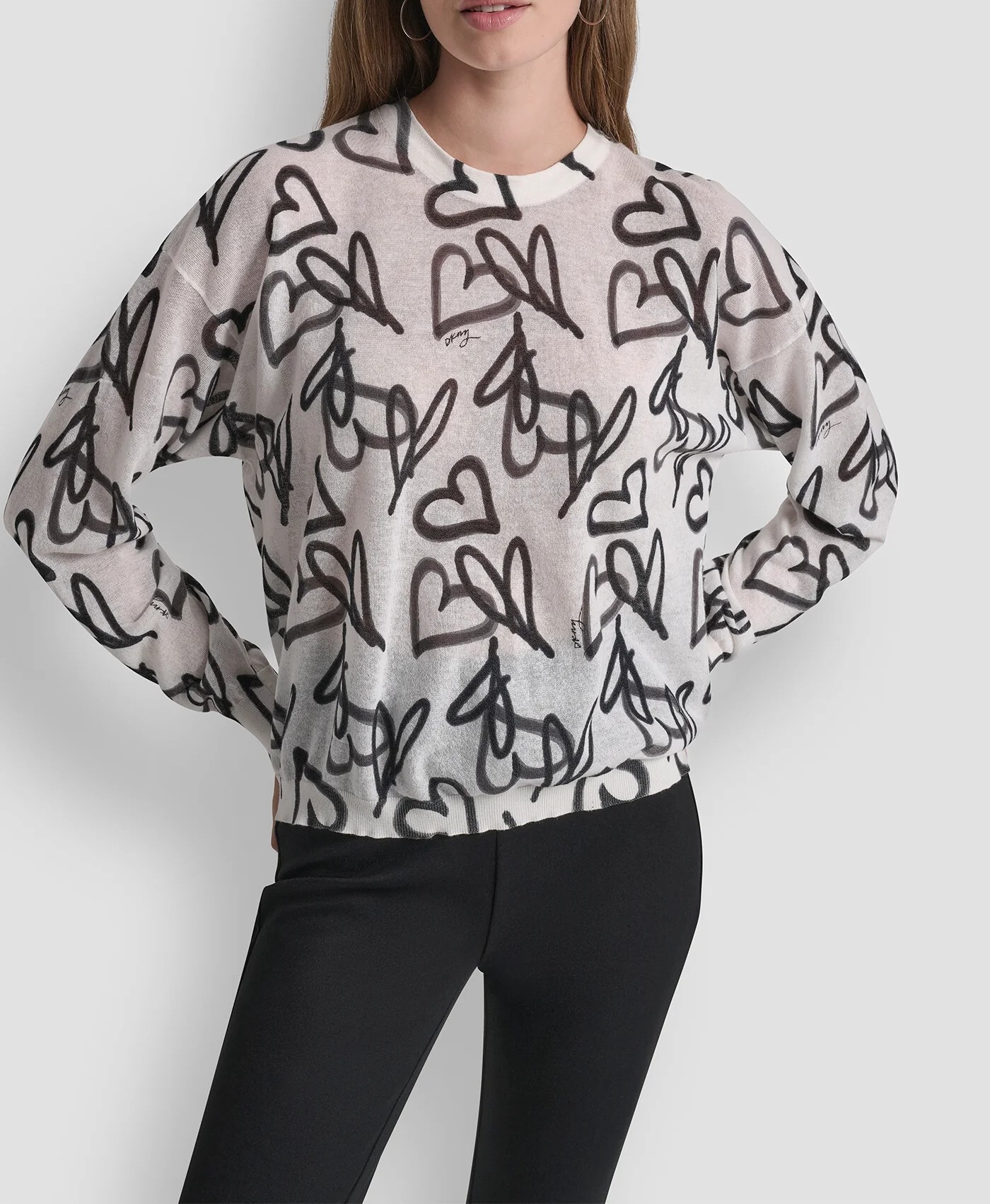 [S] DKNY IVORY GRAFFITI HEART GRAFFITI HEART SWEATER, P6ASAC03-D4G (SD1879)