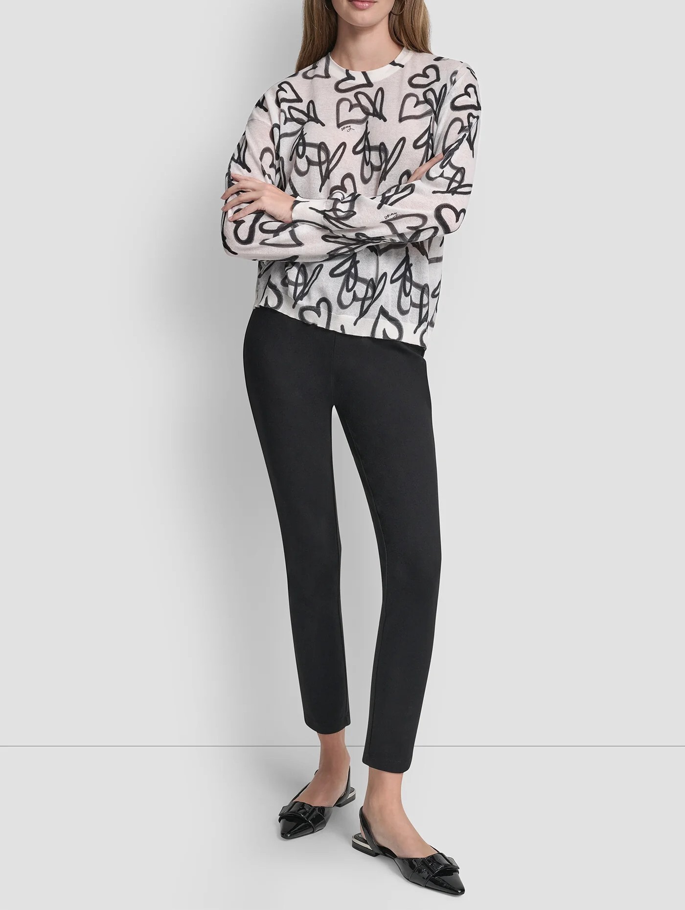 [S] DKNY IVORY GRAFFITI HEART GRAFFITI HEART SWEATER, P6ASAC03-D4G (SD1879)