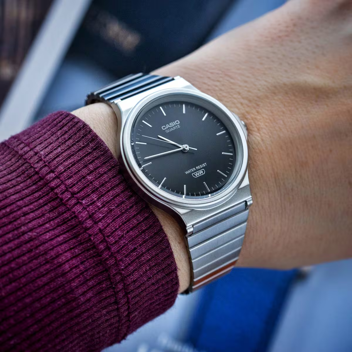 萬年鐘錶 - CASIO 卡西歐  復古簡約薄型指針石英錶 MQ-24DA-1A 錶徑34.9MM