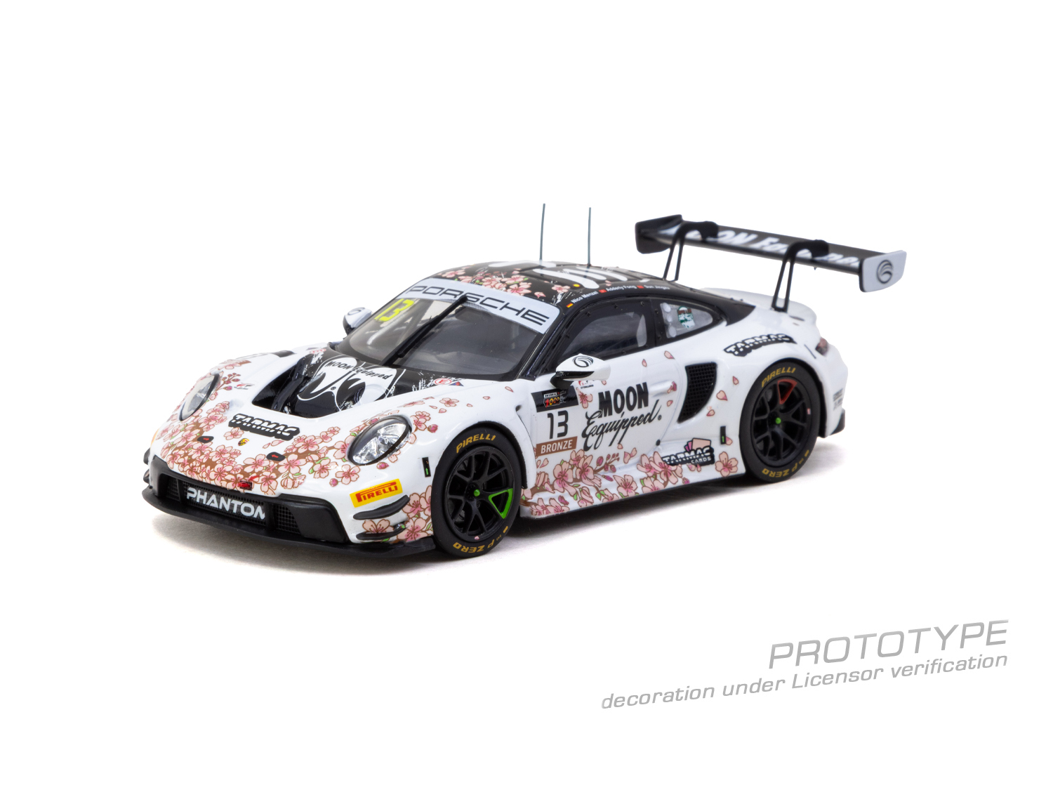 [預訂] Tarmac Works Porsche 911 GT3 R 鈴鹿1000km Intercontinental GT Challenge 2025 Phantom Global Racing Sun Jingzu / Adderly Fong / Nico Menzel