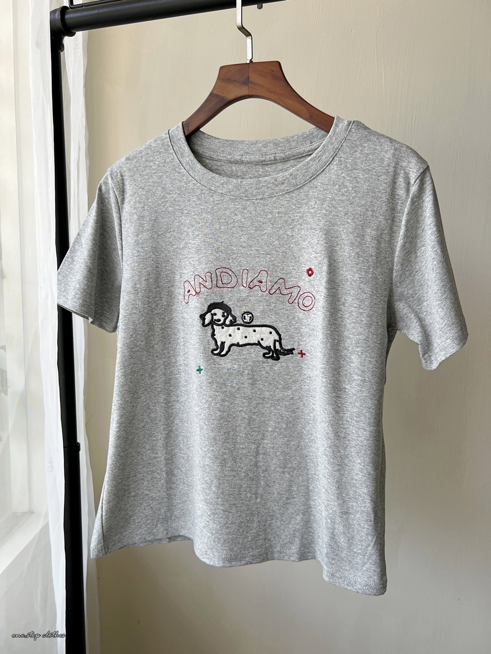 正韓Andimao刺繡狗狗T